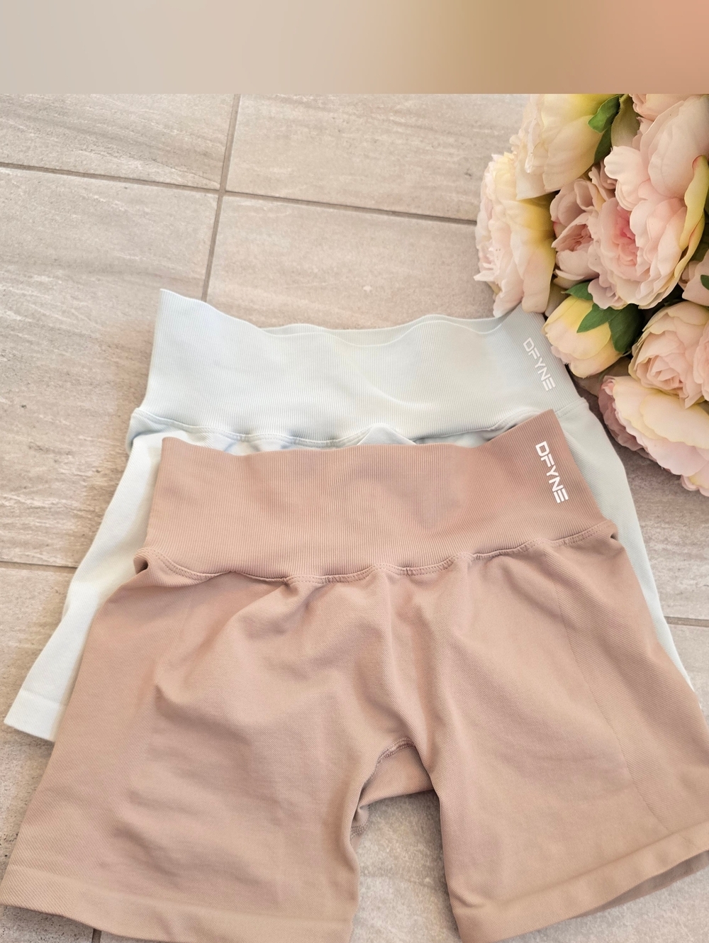 Bundle Nwt Dfyne HANNAH PEARSON BUNDLE 2 SHORTS SIZE MEDIUM Tan And Aloe - Picture 7 of 12